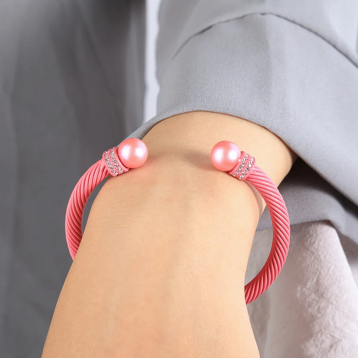 New Ladies Simple Fancy Pearl Bracelet