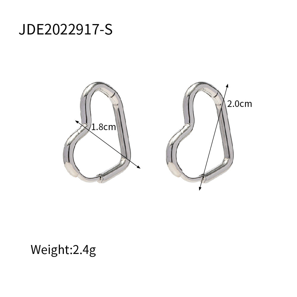 Intimate and versatile earrings