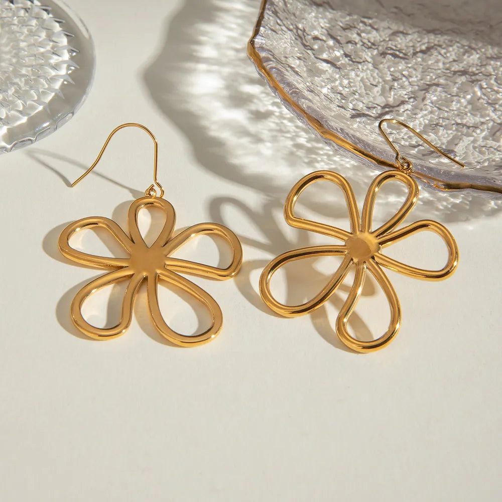 Simple and elegant stainless steel wire flower earrings